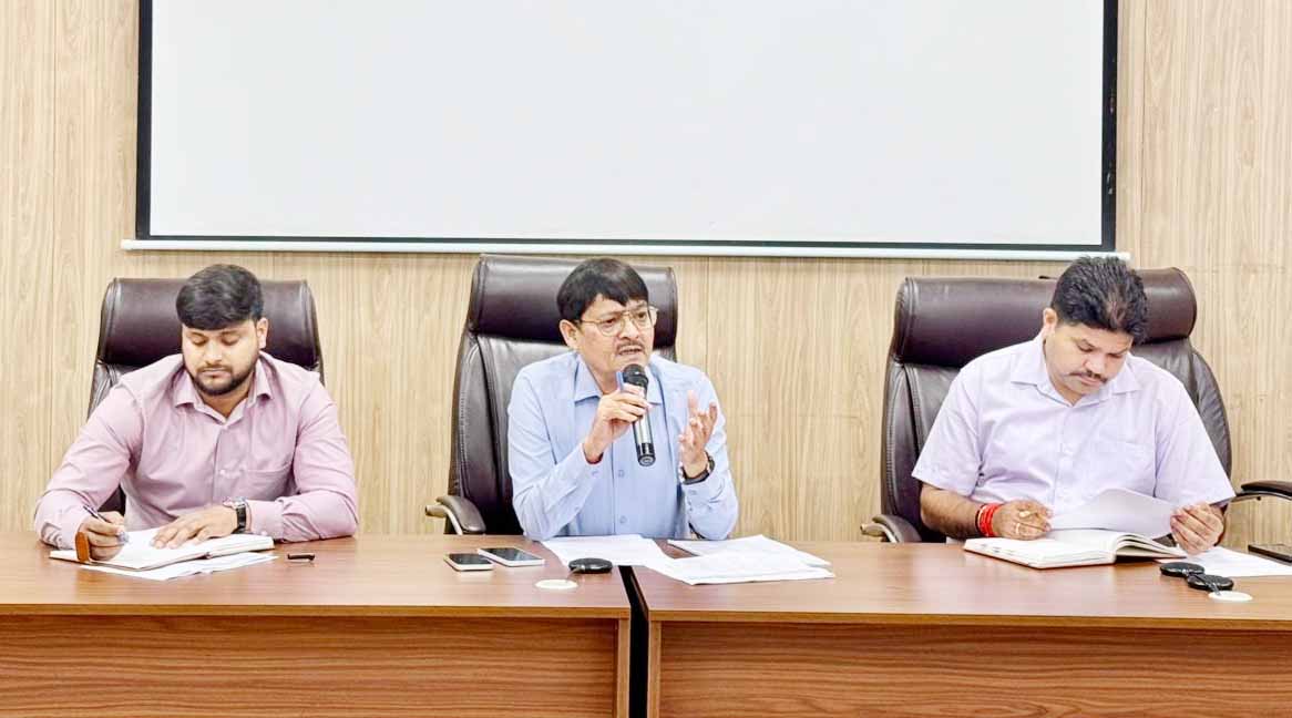 Ranchi News : मिक्स कूड़ा देने पर बंद होगा उठाव, BWG पर होगी कार्रवाई- अपर नगर आयुक्त