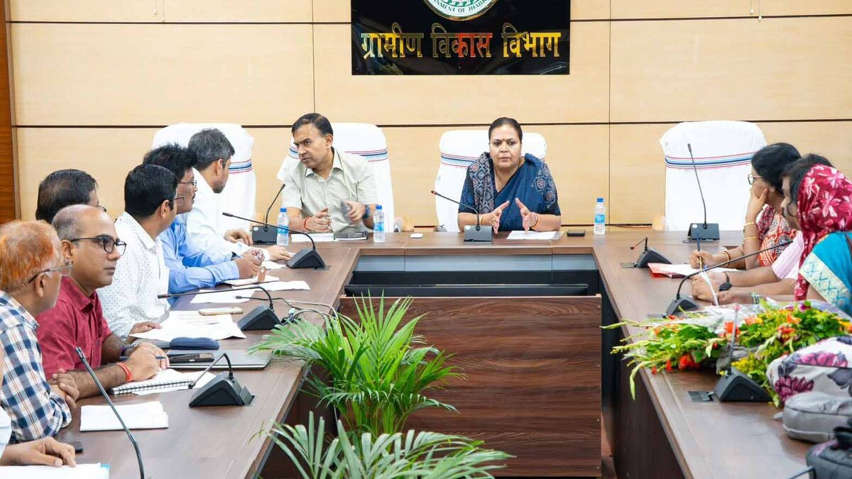 आजीविका कैडर की मांगों पर सरकार गंभीर, मानदेय भुगतान जल्द : दीपिका पांडेय
