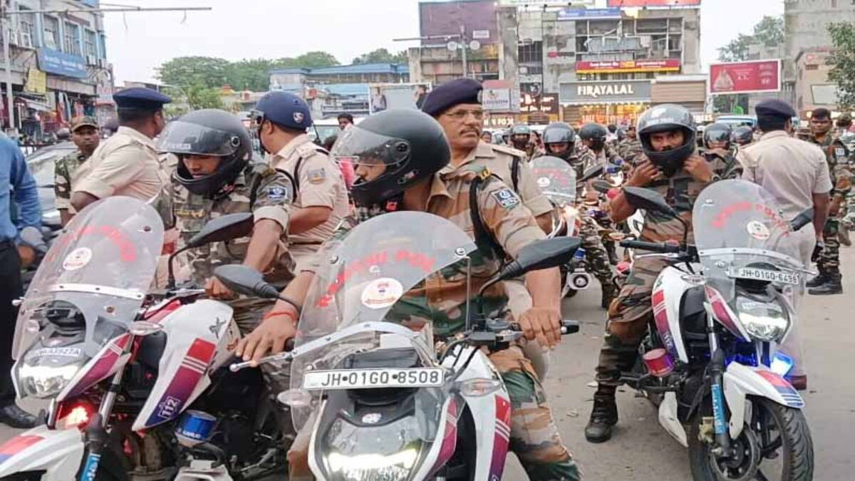मिलाद-उल-नबी को लेकर रांची पुलिस अलर्ट, शहर में निकाला गया फ्लैग मार्च