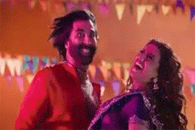 Entertainment News : 'वेलकम टू द जंगल' में भोजपूरी तड़का, अक्षरा सिंह अक्षय कुमार का गाना घिस घिस रिलीज