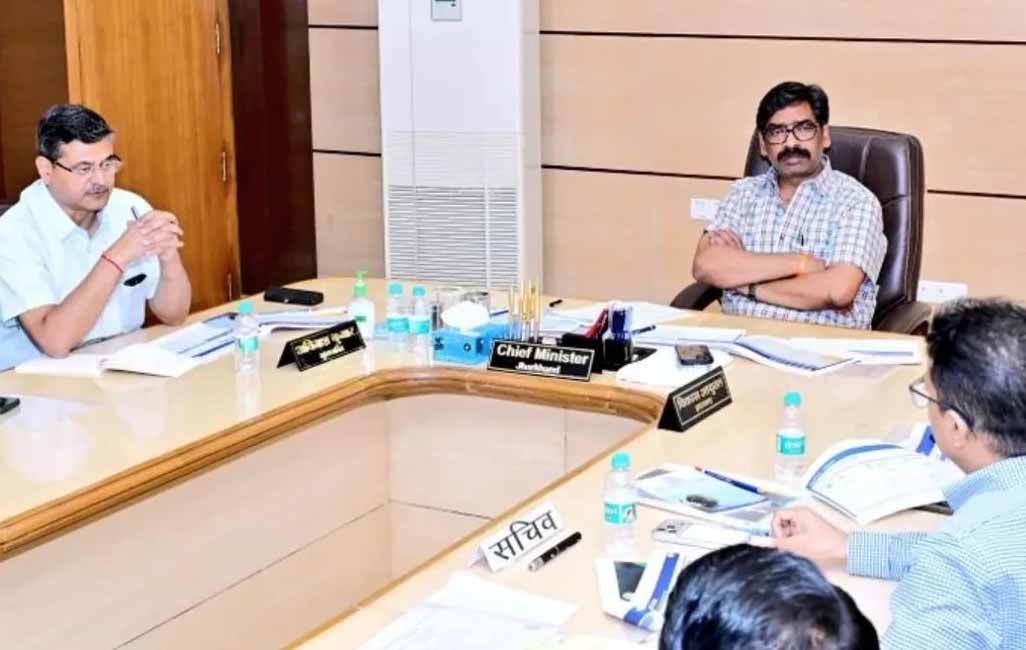 शिक्षा सुधार पर हेमंत सोरेन का फोकस, 100 नए CM स्कूल ऑफ एक्सीलेंस खोलने के निर्देश