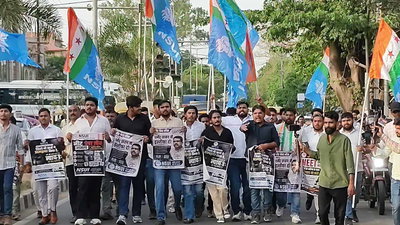 Ranchi : नीट पेपर लीक का विरोध कर रहे NSUI का भाजपा कार्यकर्ताओं से झड़प