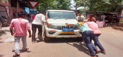 बोकारो में पत्रकार से कथित दुर्व्यवहार पर नाराजगी, जांच और कार्रवाई की मांग तेज