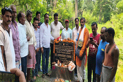 Bokaro News : मामरकुदर में पुलिया व गार्डवाल निर्माण का शिलान्यास, हजारों ग्रामीणों को मिलेगा लाभ