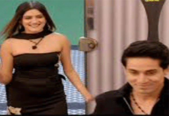 Engaged Season 2 : वाइल्डकार्ड एंट्री से मचा बवाल, तीन कंटेस्टेंट बाहर