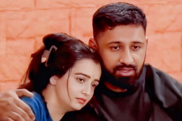 Rajat Dalal ने चाहत पांडे संग रिश्ते पर तोड़ी चुप्पी, बोलें-हम सिर्फ अच्छे दोस्त...