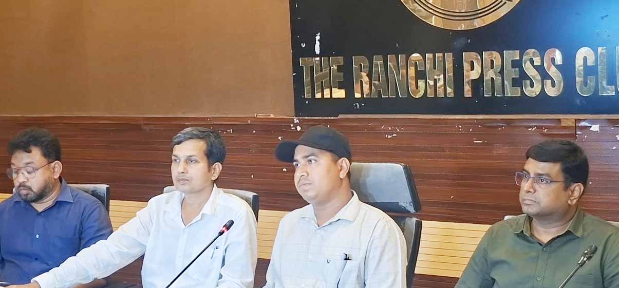 रांची : 28 अप्रैल को कैबिनेट के बीच विरोध, सचिवालय सेवा संघ बनाएगा मानव श्रृंखला