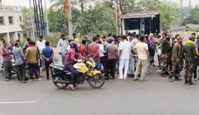 धनबाद: परीक्षा देने जा रहे छात्र की बाइक डिवाइडर से टकराई, मौत