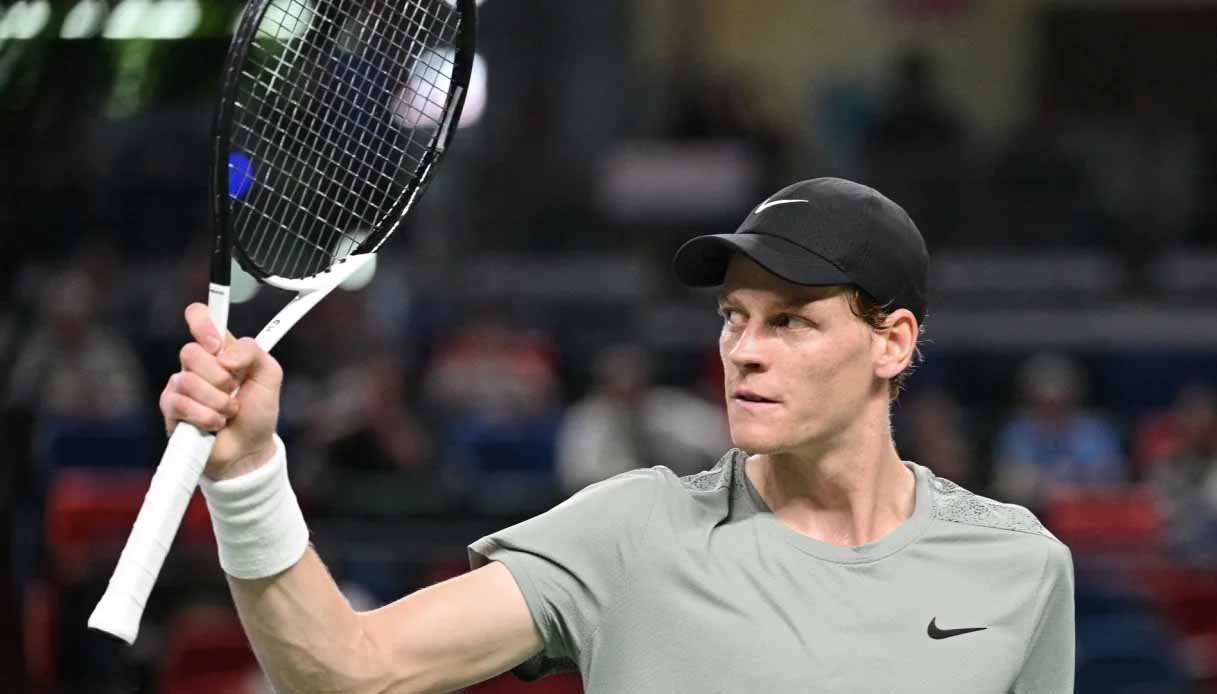 Tennis : जैनिक सिनर ने क्लेमेंट टैबुर को हरा फ्रेंच ओपन के दूसरे दौर में किया प्रवेश