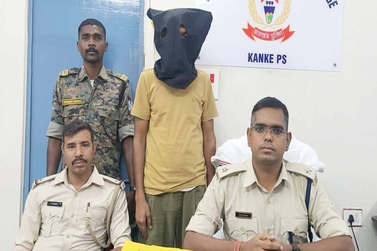 Ranchi : कांके में जमीन कब्जाने व फायरिंग मामले का मुख्य आरोपी पश्चिम बंगाल से गिरफ्तार