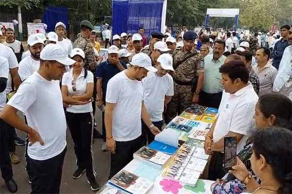 धनबाद: हैप्पी स्ट्रीट कार्यक्रम में नशा मुक्ति व स्वस्थ जीवनशैली पर जोर