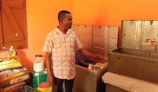 धनबाद: चोरों ने बंद घर को बनाया निशाना, खिड़की तोड़कर 80 हजार नकद व 8 लाख के गहनों की चोरी