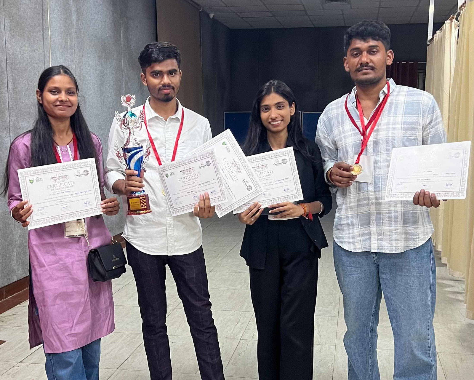 रांची : Avirbhav 6.0 में DSPMU के छात्रों का जलवा, एशियन पार्लियामेंट्री डिबेट में प्रथम स्थान