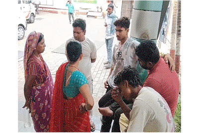Dhanbad News : ट्रक की चपेट में आकर मिस्त्री की मौत,  मातम