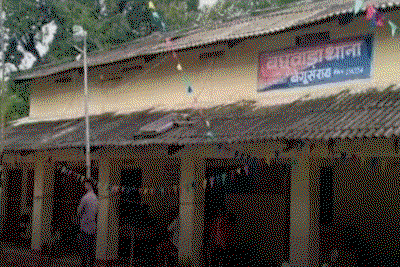 Begusarai News :  युवती को इलाज के बहाने ले जाकर होटल में बंधक बनाने का आरोप, दो गिरफ्तार, एक फरार