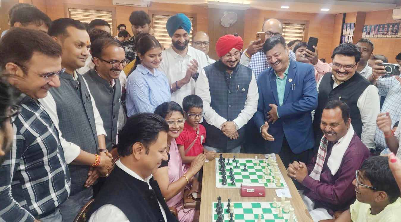 रांची जिला शतरंज चैंपियनशिप का भव्य आगाज, महुआ माजी ने बढ़ाया खिलाड़ियों का उत्साह