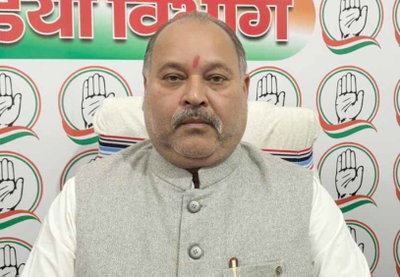 वोट से मंदिर तक चोरी का आरोप, राकेश सिन्हा बोले- पहली बार ऐसी सरकार देख रहा देश