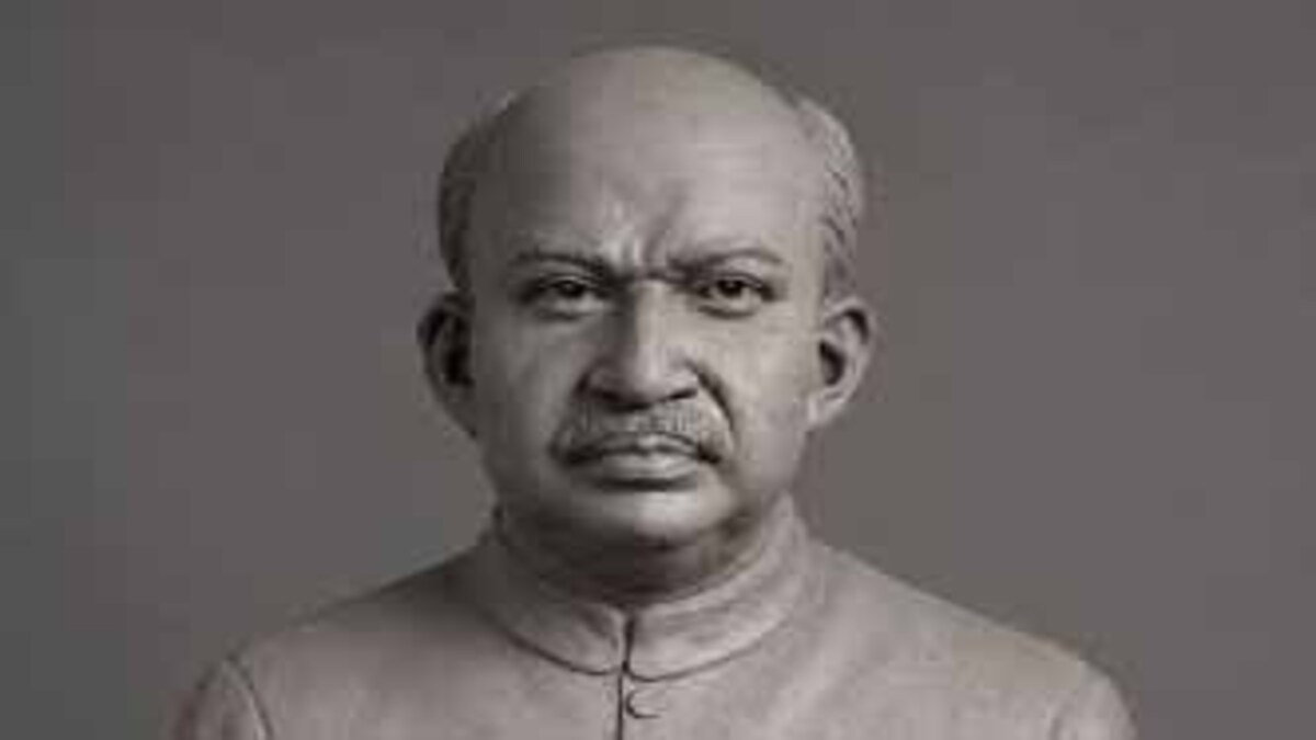 Ranchi News : श्यामा प्रसाद मुखर्जी की प्रतिमा पर कालिख पोतने वाले किशोर को पुलिस ने पकड़ा