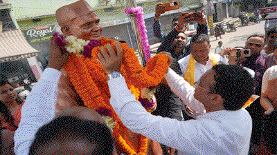 Hazaribagh News : महात्मा गांधी व लाल बहादुर शास्त्री की जयंती पर कांग्रेस कार्यालय में कार्यक्रम