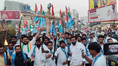 Ranchi News : अल्बर्ट एक्का चौक पर CEC ज्ञानेश कुमार का पुतला दहन