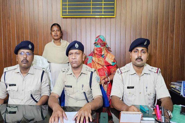 रांची : महिला को कालिख पोतने के मामले में पुलिस ने और दो लोगों को किया अरेस्ट