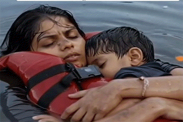 Jabalpur Cruise Accident :  मौत भी जुदा न कर सकी मां-बेटे का साथ, दिखा मार्मिक दृश्य