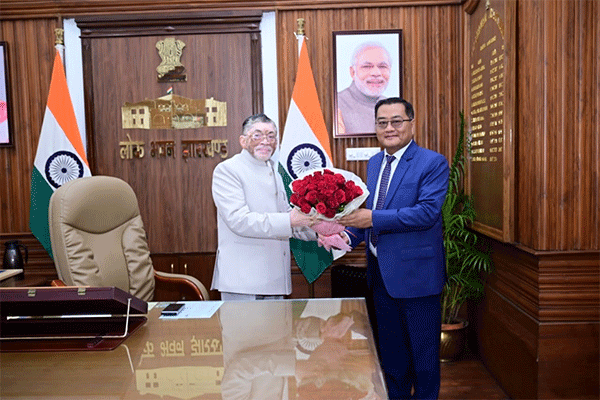 राज्यपाल से मिले JPSC अध्यक्ष, शिक्षकों की लंबित प्रोन्नति शीघ्र निष्पादित करने का निर्देश