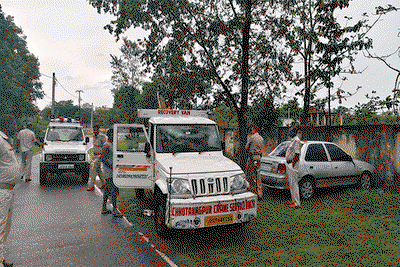 रांची: धुर्वा में लावारिस पड़े पिकअप वाहन से अवैध शराब बरामद