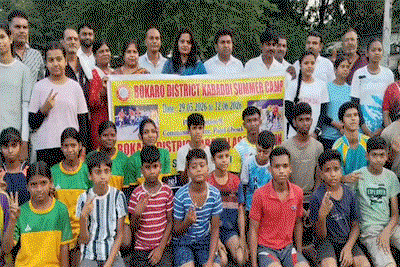 Bokaro News : जिला कबड्डी संघ का समर कैंप शुरू