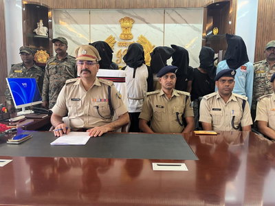 पाकुड़ में चोरी की कई वारदातों का खुलासा, 6 आरोपी गिरफ्तार