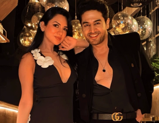 गौरव खन्ना से तलाक की  अफवाहों पर आकांक्षा चमोला ने तोड़ी चुप्पी, बोली -हमारे वैवाहिक जीवन में कोई समस्या नहीं...