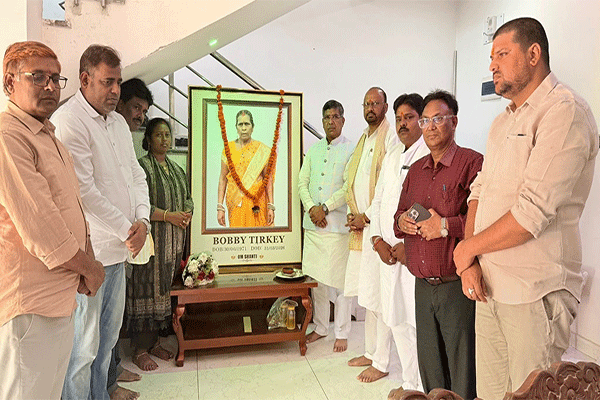 मेयर रोशनी खलखो की मां के निधन पर भाजपा प्रदेश अध्यक्ष ने जताया शोक