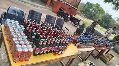 रांची : सिल्ली थाना की पुलिस ने भारी मात्रा में अवैध शराब बरामद किया