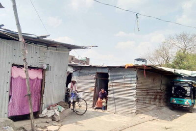 रांची: पॉलिटेक्निक कॉलेज कैंपस की जमीन पर घर बना वर्षों से रह रहे लोग