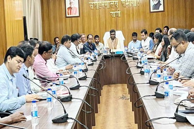 रांची में भू-राजस्व मामलों पर सख्ती: लापरवाही बरतने वाला राजस्व कर्मचारी निलंबित