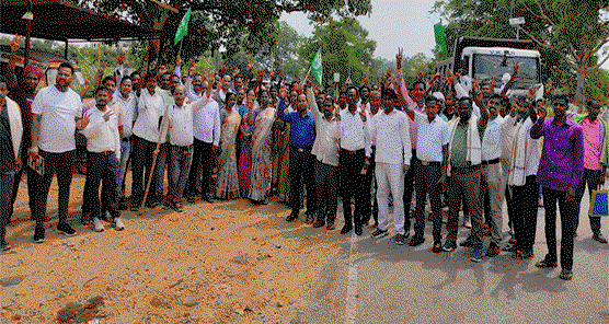 Simdega News : केंद्रीय महासचिव विनोद कुमार पांडेय का कार्यकर्ताओं ने किया स्वागत