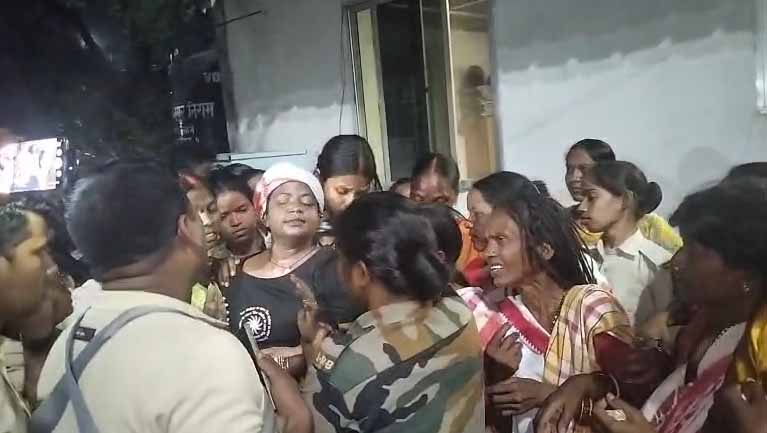 Ranchi : SDO कोर्ट की रोक के बावजूद जमीन पर कार्य कराने पहुंचीं निशा भगत गिरफ्तार, भेजी गई जेल