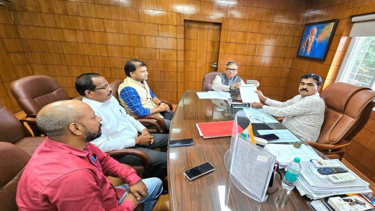 BJP Submit memorandum