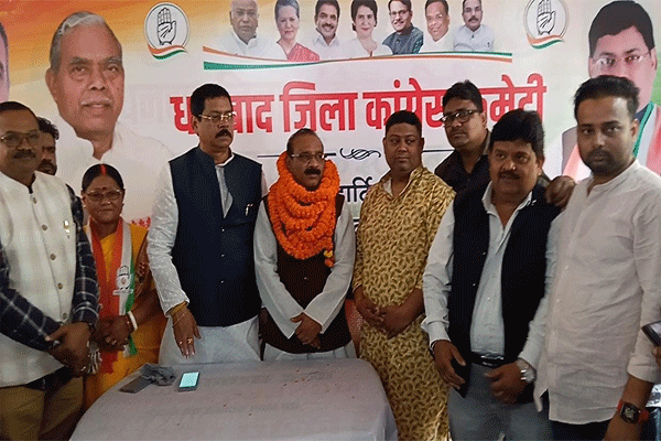 धनबाद: कांग्रेस ने घोषित किया शमशेर आलम को मेयर व मालती को नगर परिषद अध्यक्ष पद प्रत्याशी