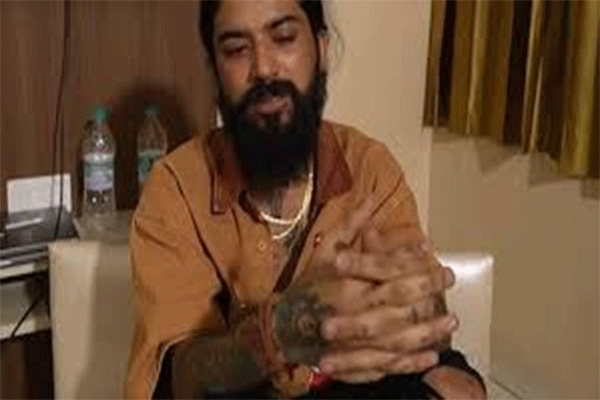 यूट्यूबर अनुराग डोभाल के पोस्ट ने मचाया बवाल,परिवार पर लगाया ‘हत्या की साजिश’ का आरोप