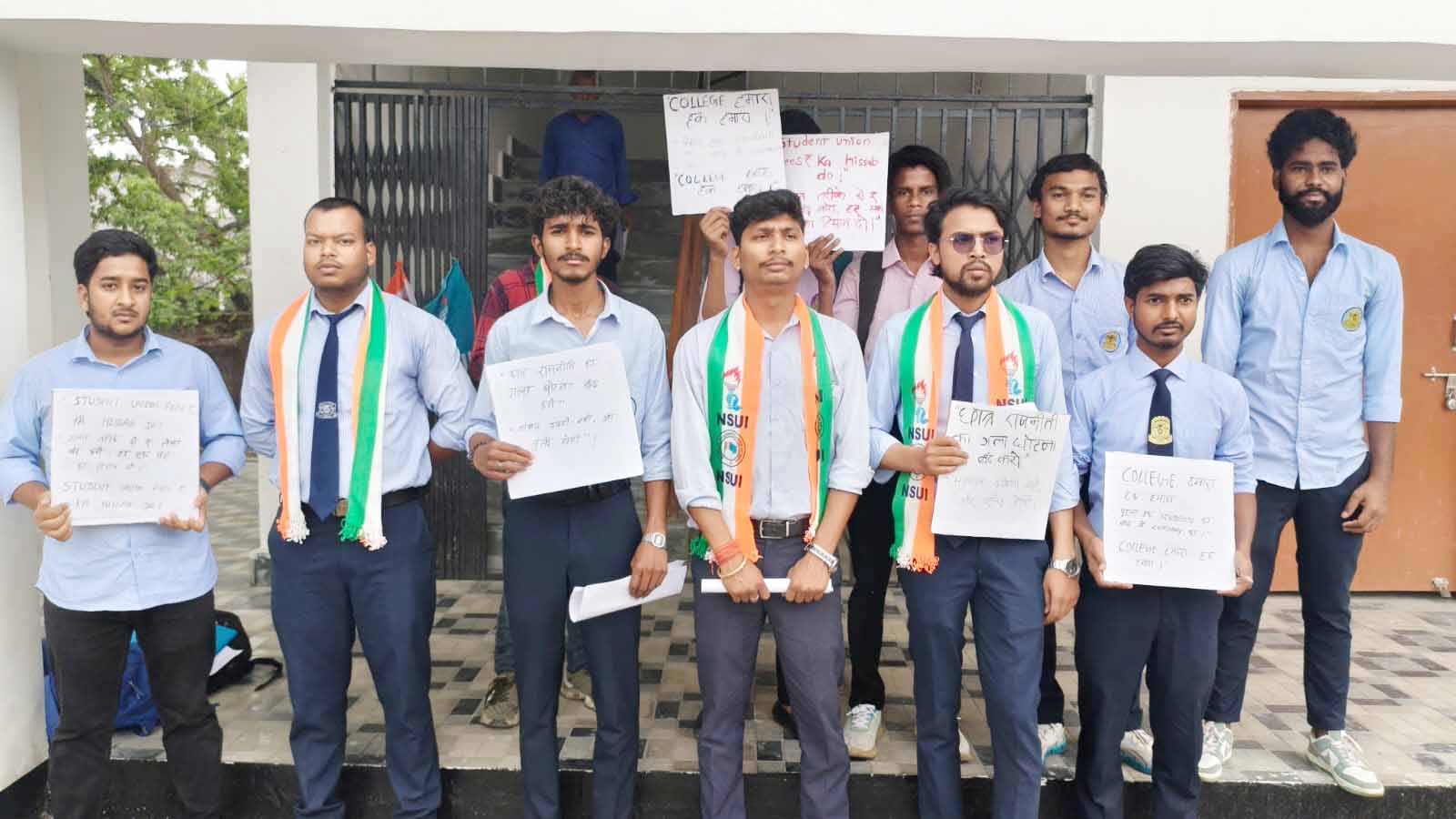 Education News: डोरंडा कॉलेज में भ्रष्टाचार व कुव्यवस्था के खिलाफ छात्रों का हंगामा