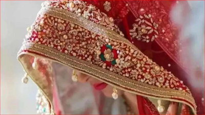 Garhwa News: महुआ के पेड़ पर अटका रिश्ता, बारात नहीं पहुंची, दुल्हन करती रही इंतजार