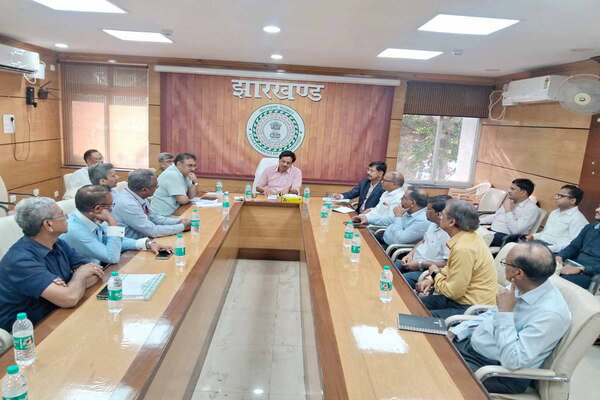 Jharkhand News: अब अस्पतालों में मिलेगी सभी सुविधाएं, डिजाइन में बड़ा बदलाव