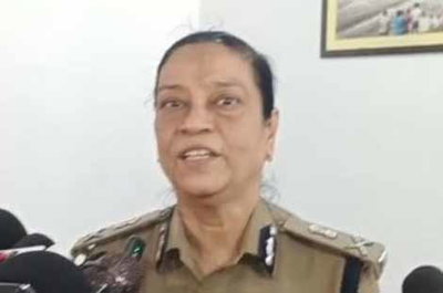 पलामू में DGP ने की समीक्षा, बोलीं- नक्सलियों का लगभग सफाया