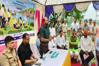 Ramgarh News : विश्व पर्यावरण दिवस के अवसर पर वृक्षारोपण अभियान