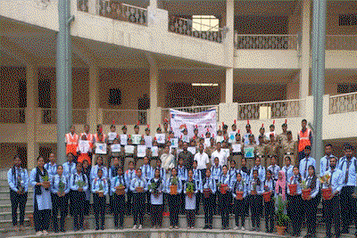 Education News विश्व पर्यावरण दिवस पर DSPMU में पौधारोपण, विद्यार्थियों ने लिया 10 पेड़ लगाने का संकल्प