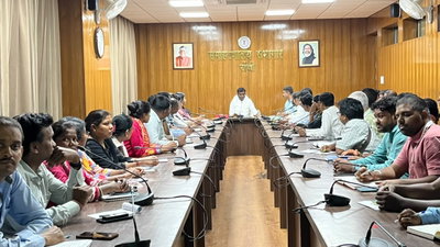 Ranchi : आजीविका योजनाओं की समीक्षा, महिला समूहों को स्वरोजगार से जोड़ने पर जोर
