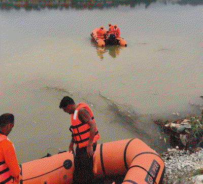 Adityapur News: आसंगी चेक डैम में डूबे NIT छात्र का 72 घंटे बाद भी नहीं मिला सुराग