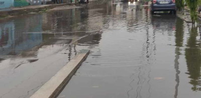 Ranchi : बारिश से शहर की सड़कों पर जलजमाव, पैदल चलना मुश्किल