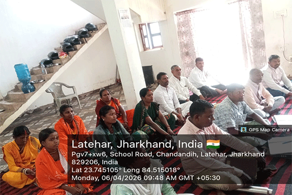 लातेहार : प्रशिक्षण शिविर में एकल अभियान के उद्देश्यों पर हुई चर्चा